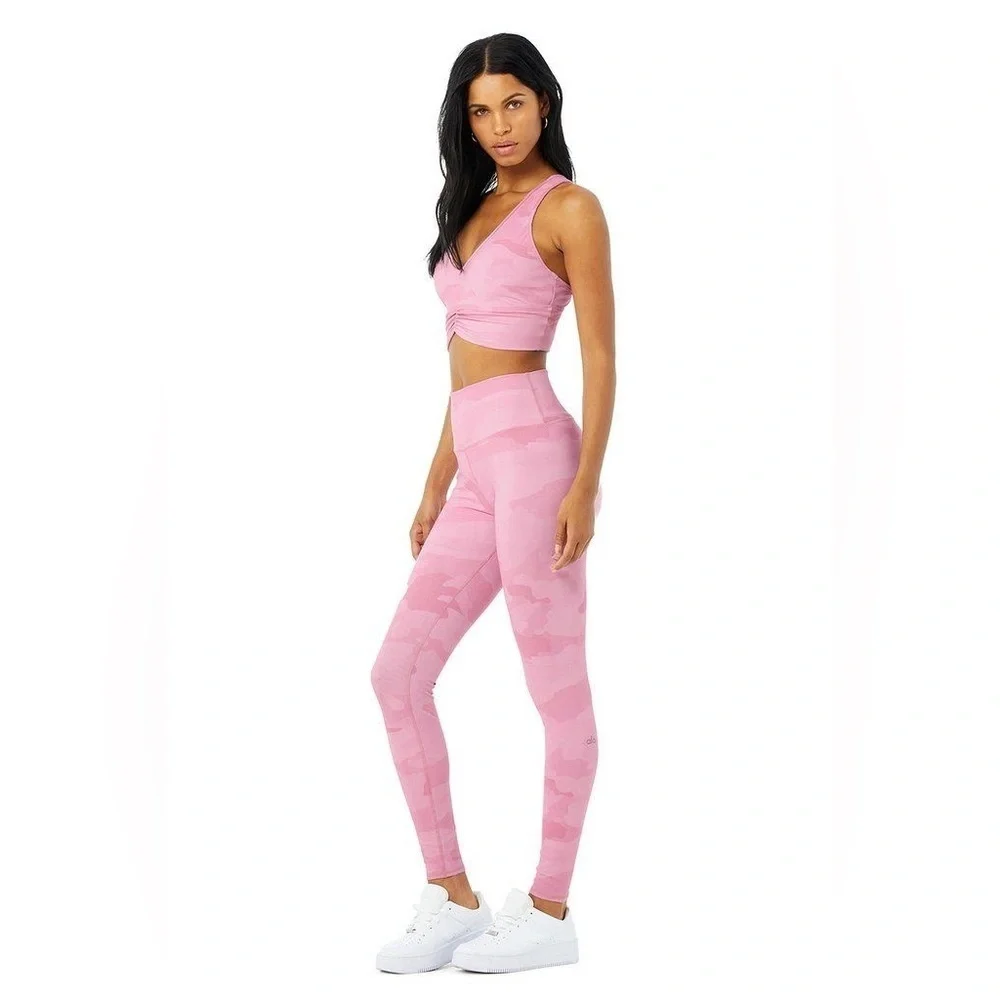 Alo Yoga High Waist Vapor Legging in Ballet Milk Pink Camouflage Women’s Size M